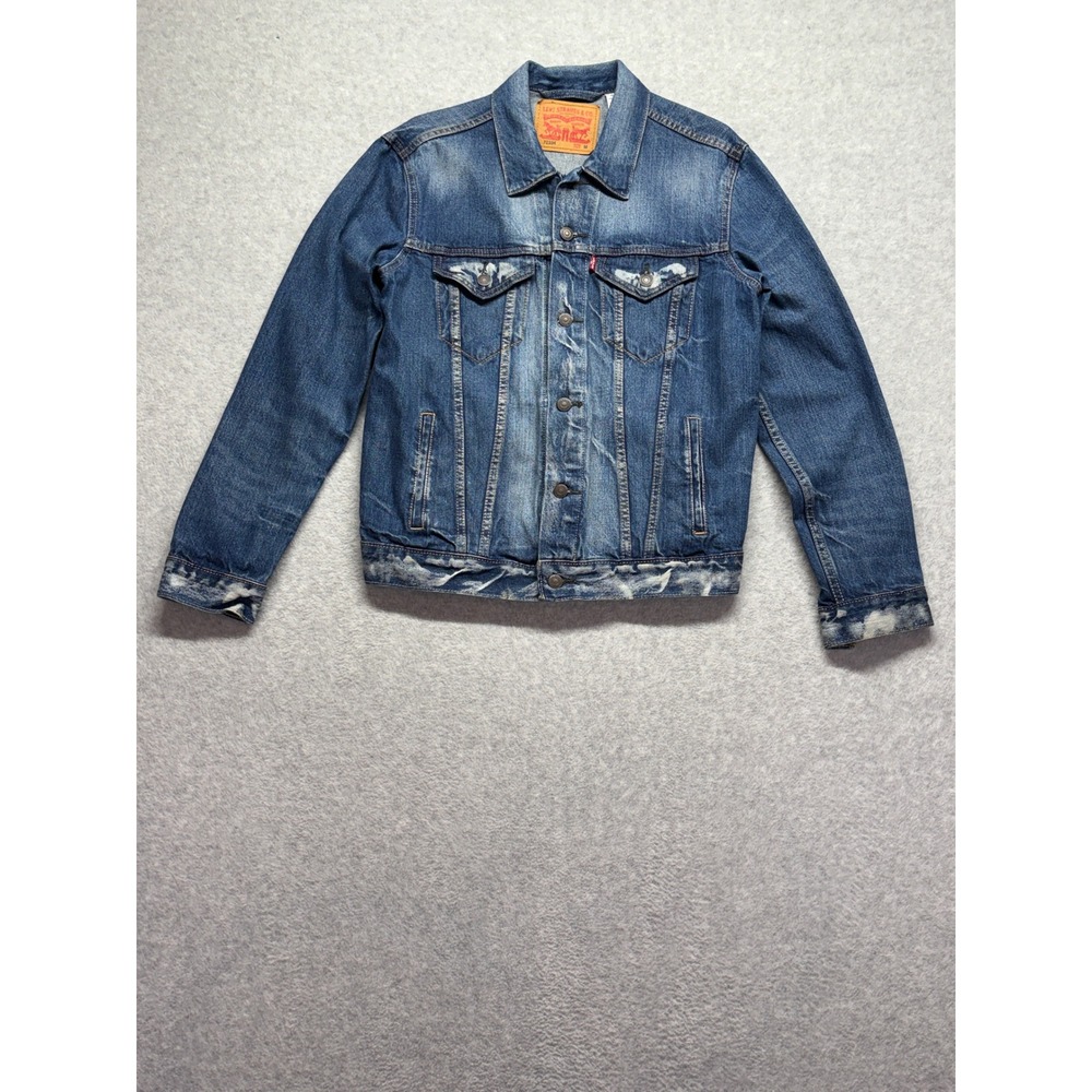 Levis 72334 Mens Medium Wash Distressed Denim Trucker Jacket Size M Blue